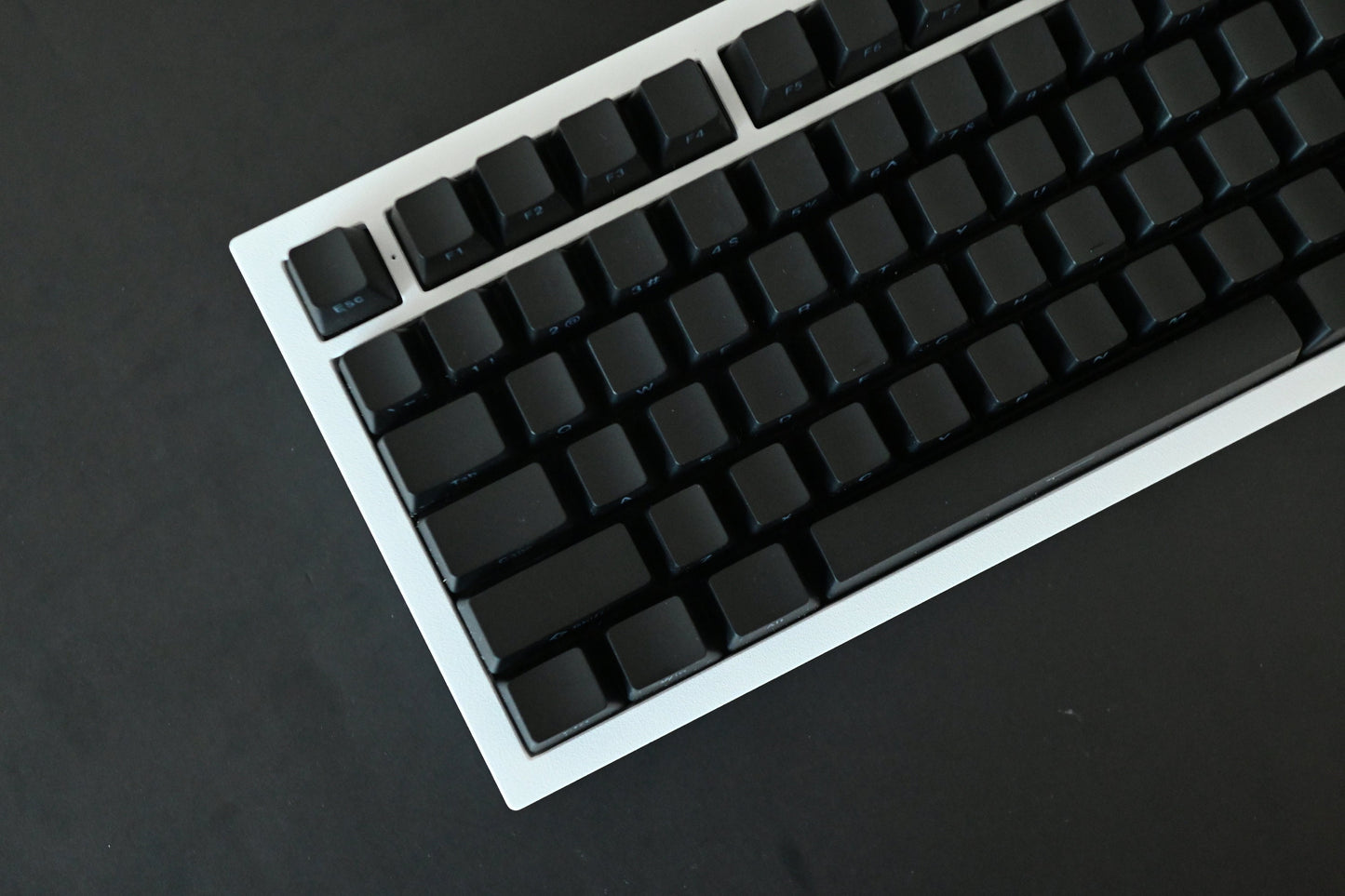 Black Backlit Side Print Keycap Set