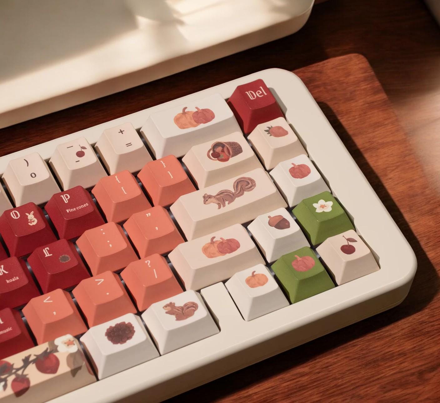 Cute Autumn Forest Theme Keycap Set