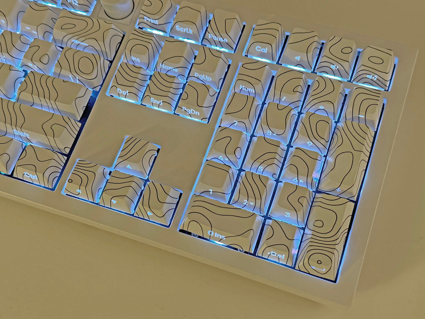 Backlit White Contour Waves Lines Keycap Set