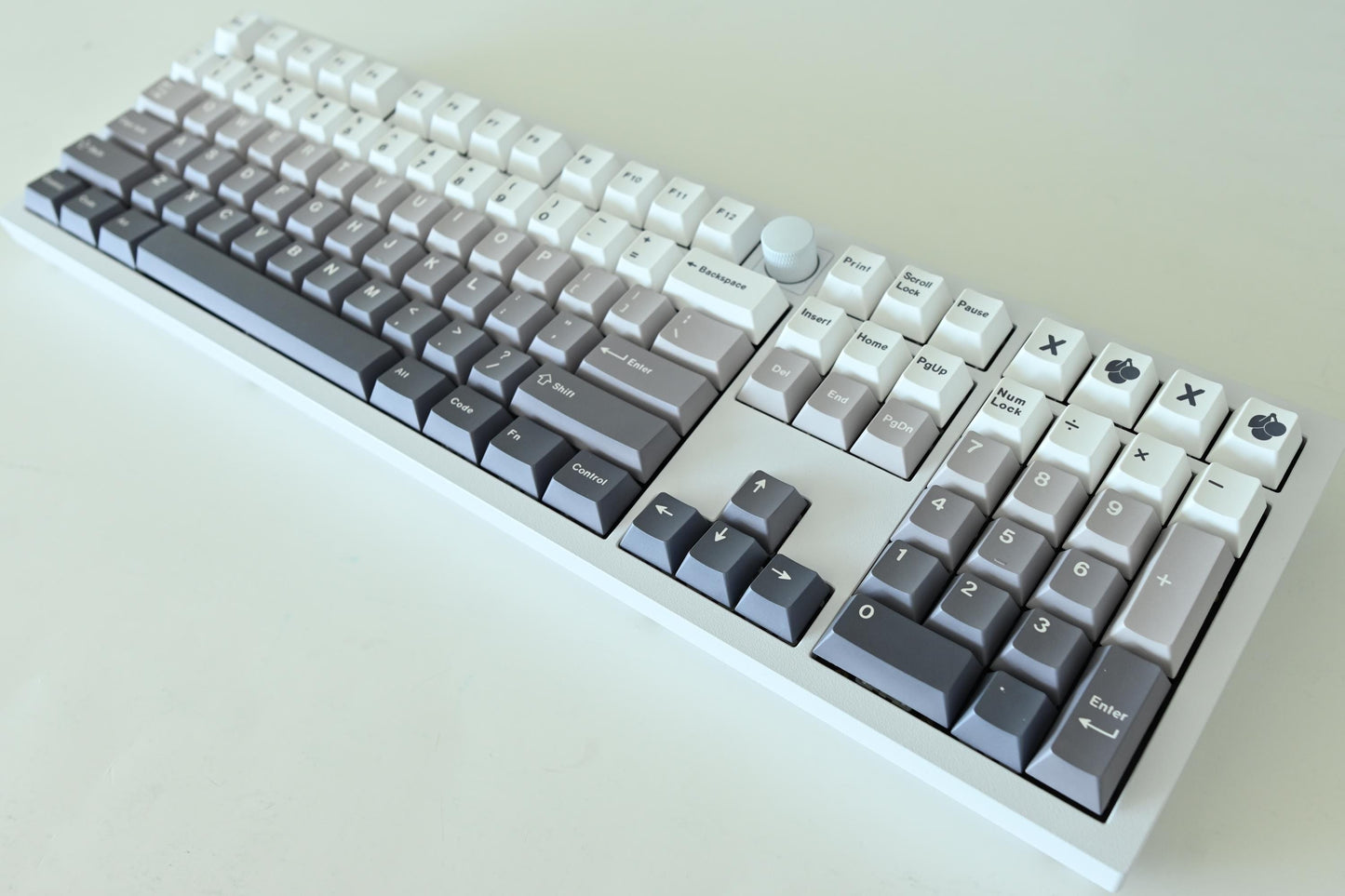 Gray Black White Gradient Keycap Set