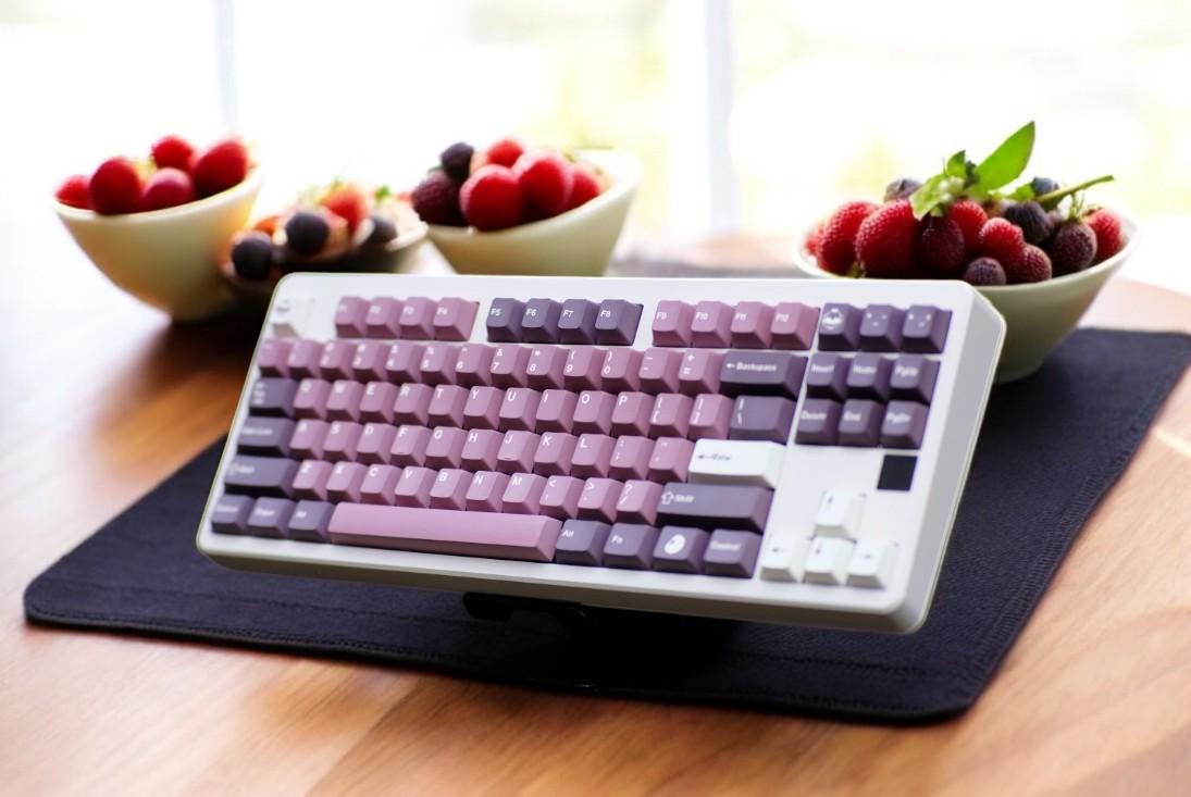 Cute Berry Dessert Keycap Set