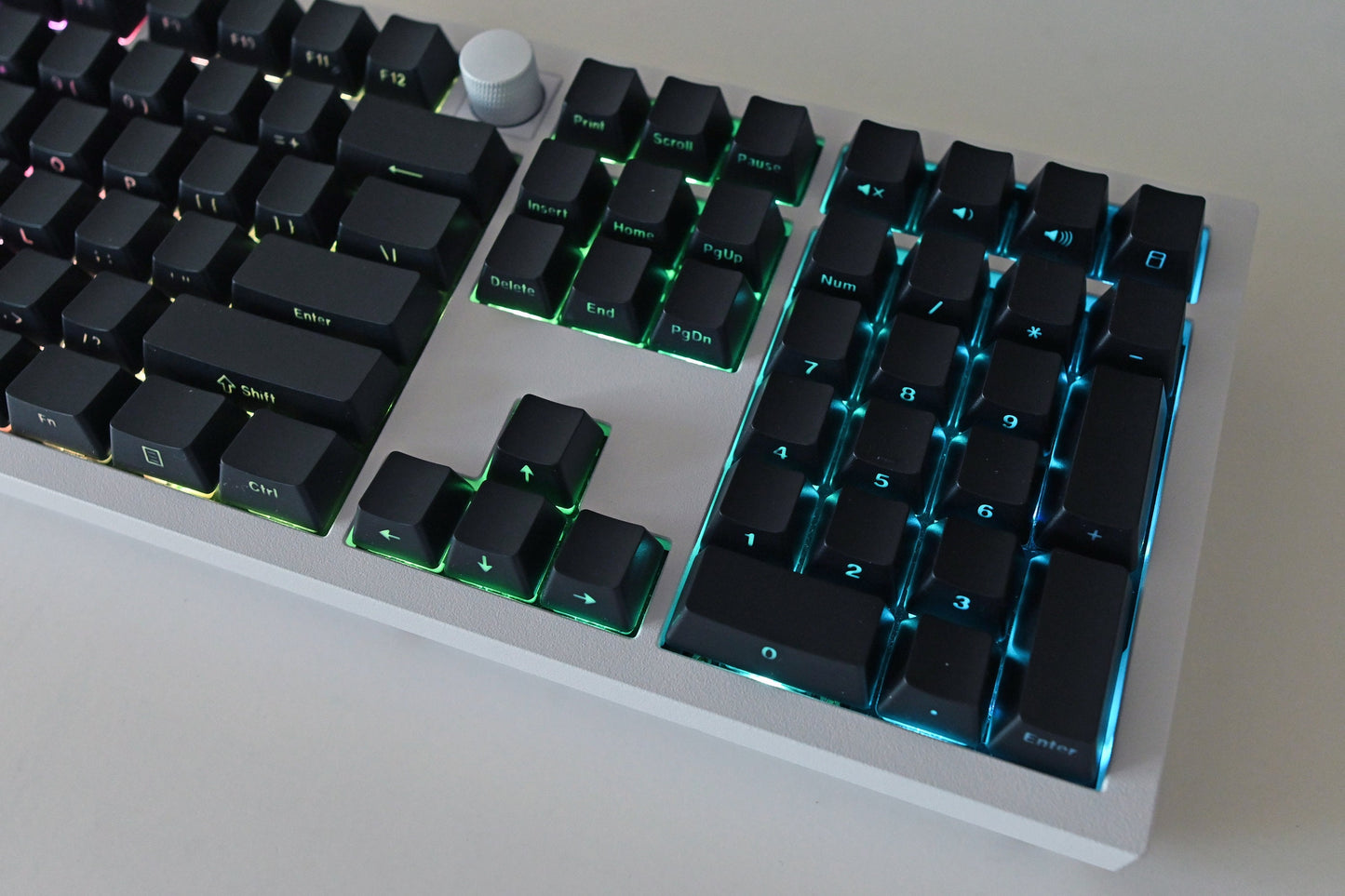 Black Backlit Side Print Keycap Set