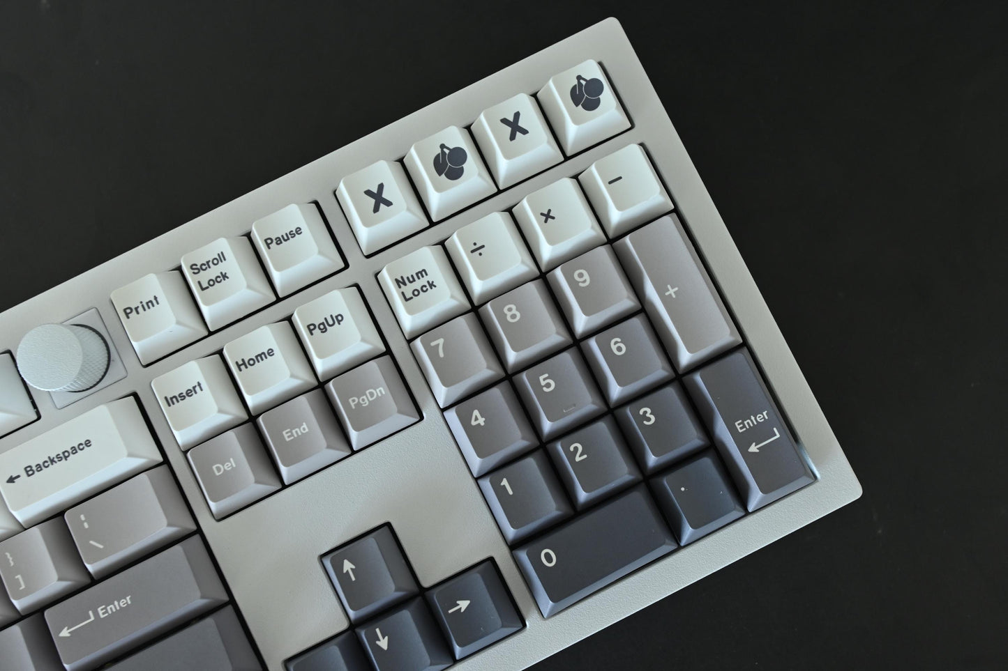 Gray Black White Gradient Keycap Set