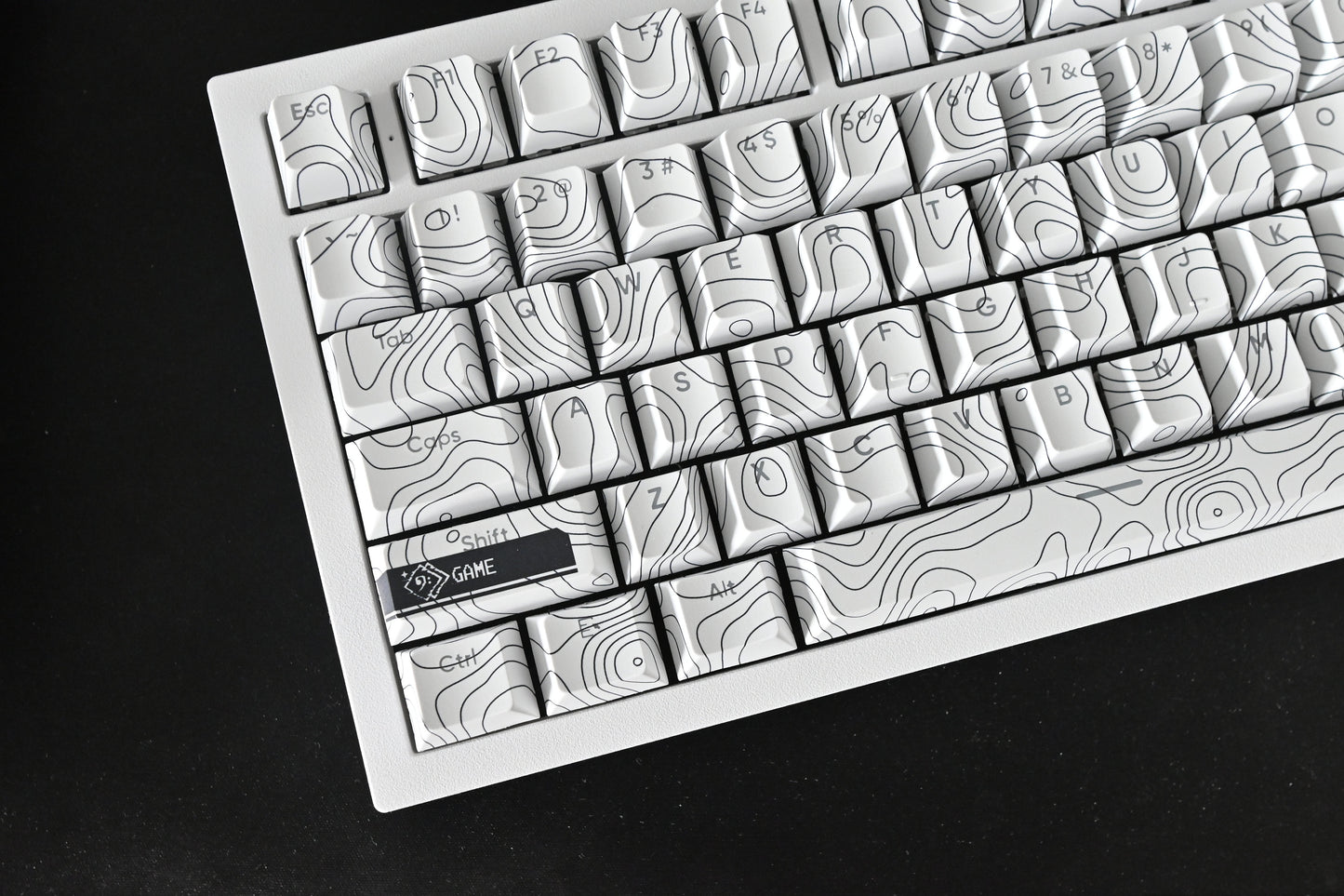 Backlit White Contour Waves Lines Keycap Set