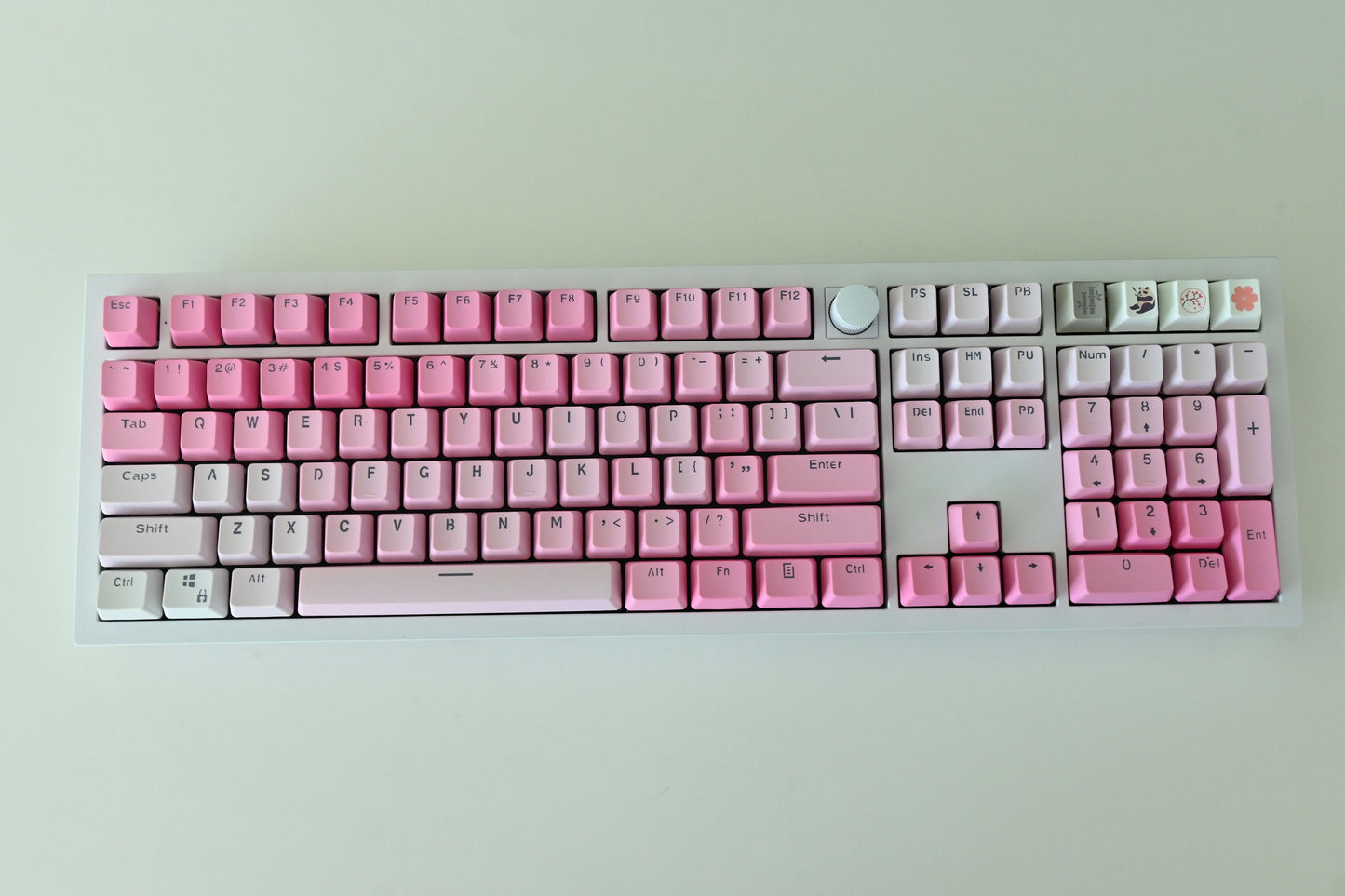 Backlit Pink Gradient Love Theme Keycap Set