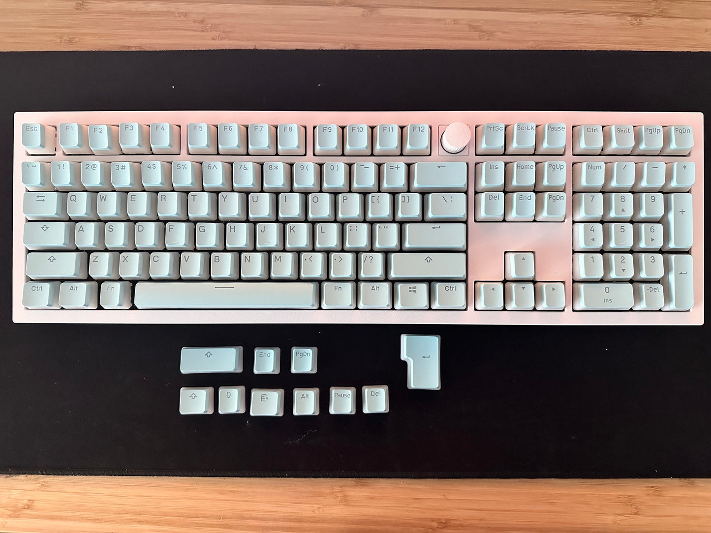 Backlit Translucent Blue Pudding Keycap Set