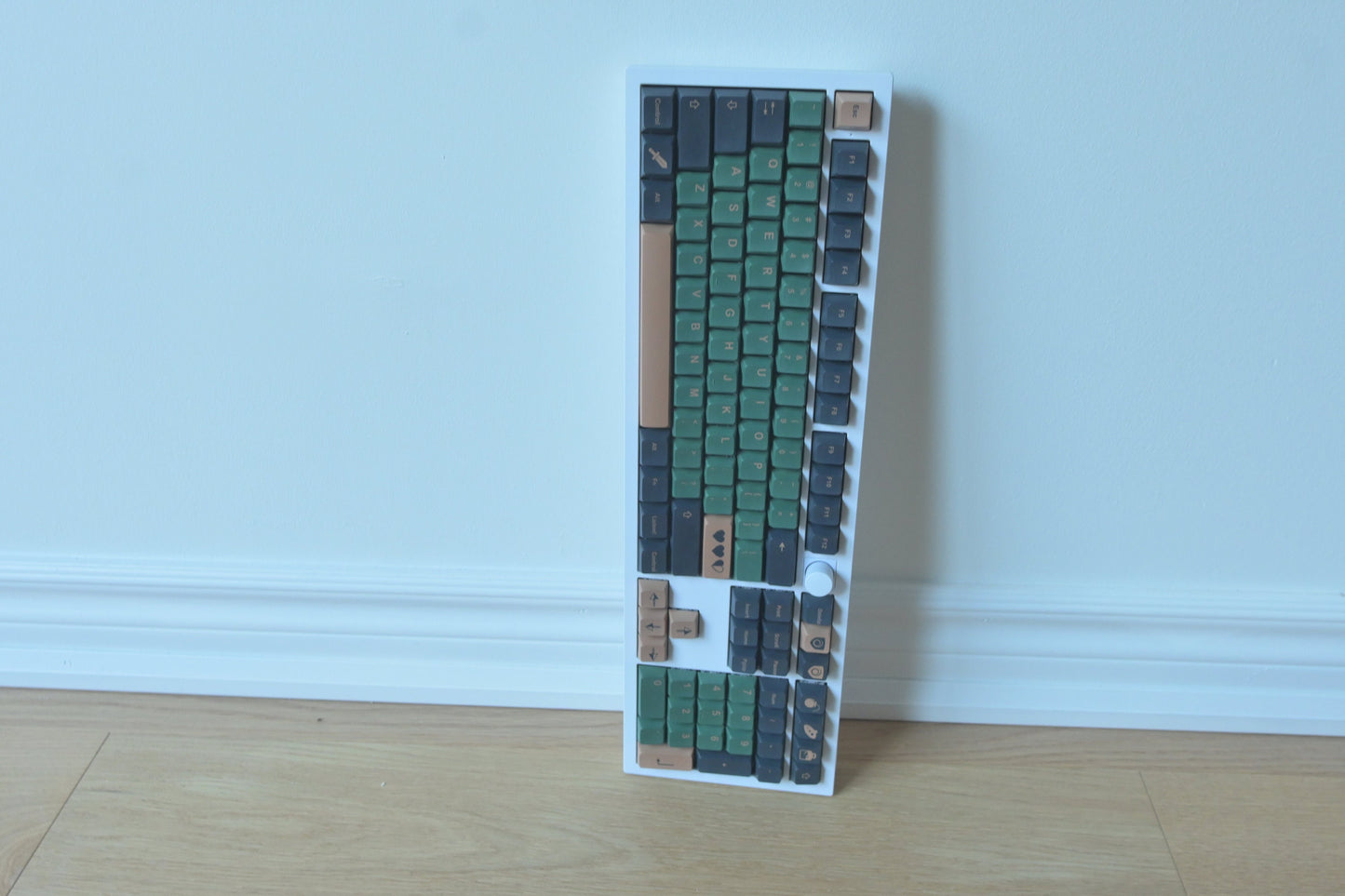 Green Zelda Link Hero Video Game Theme Keycap Set