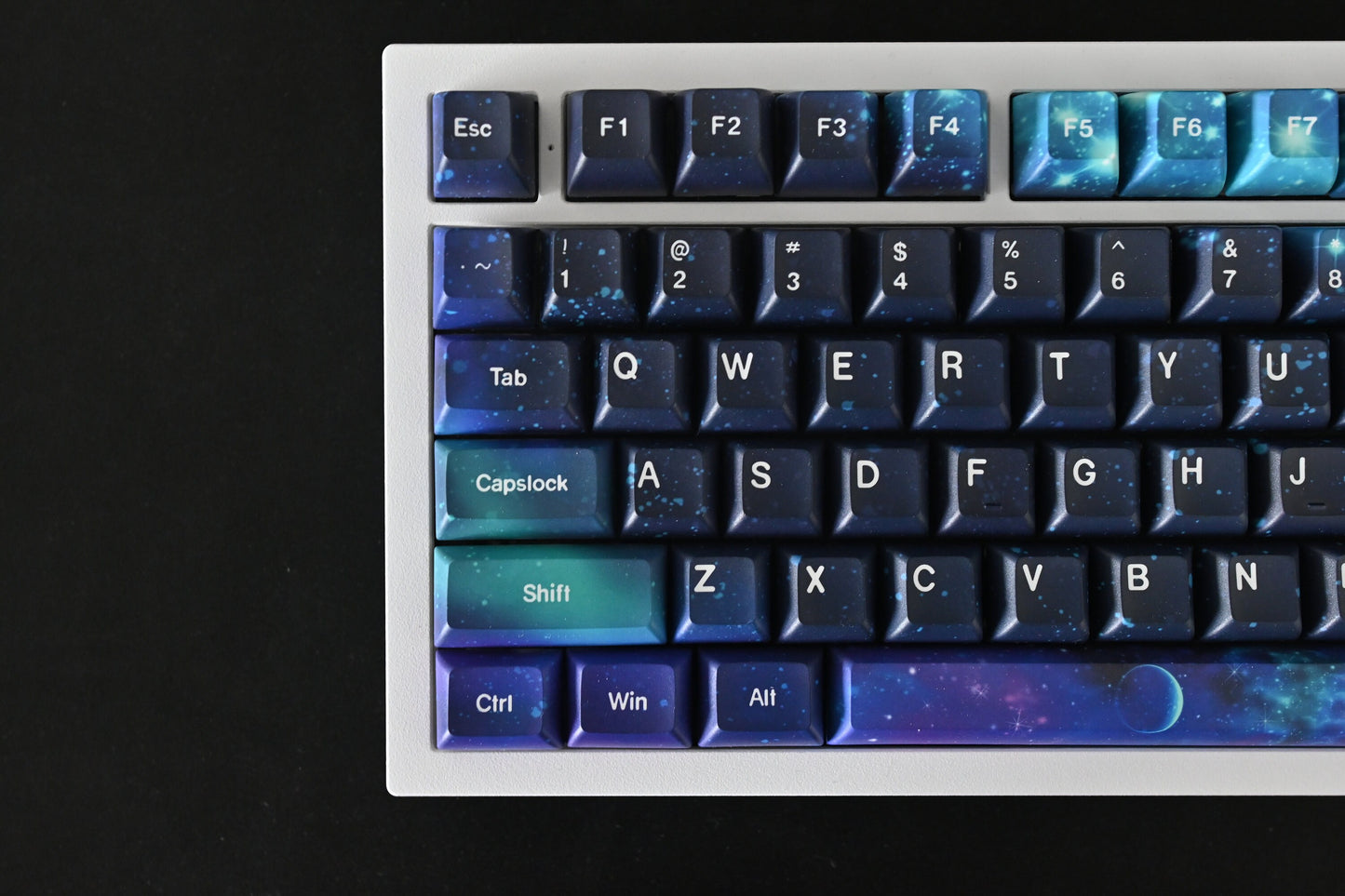 Dark Aurora Night Sky Keycap Set