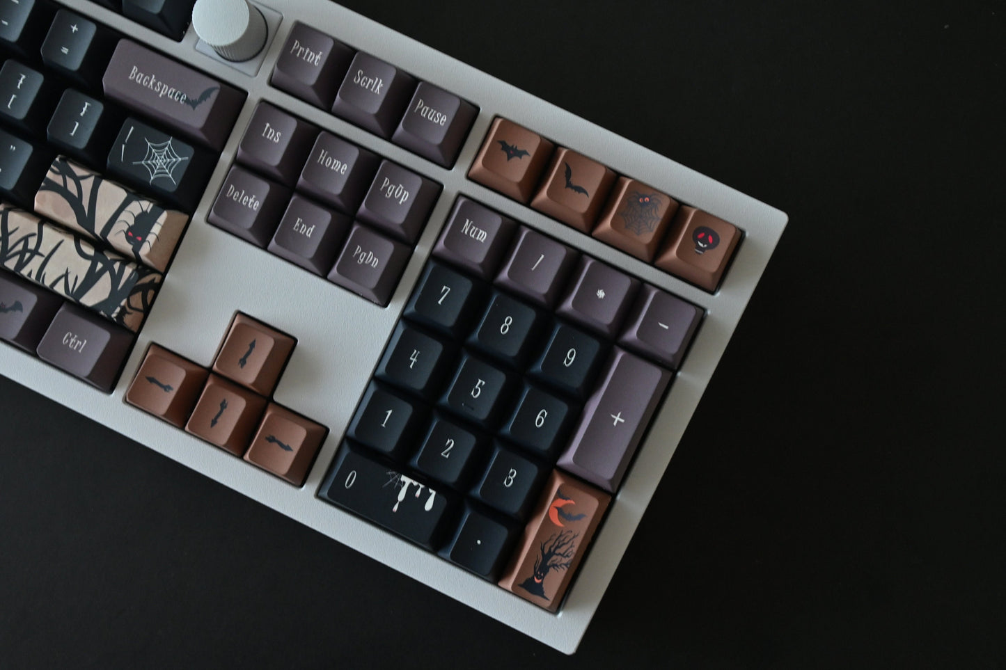 Spooky Cartoon Halloween Keycap Set