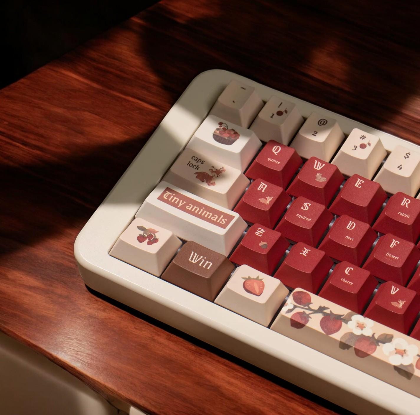 Cute Autumn Forest Theme Keycap Set