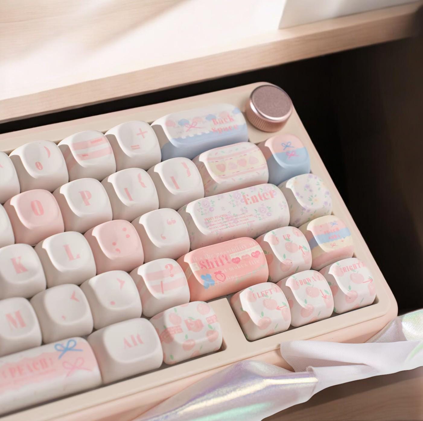 Peach Bubbles Keycap Set