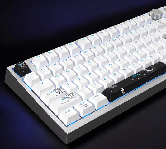 Backlit Black and White Astronaut keycap Set
