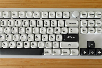 Black and White Japan Theme Keycap Set (German Layout)