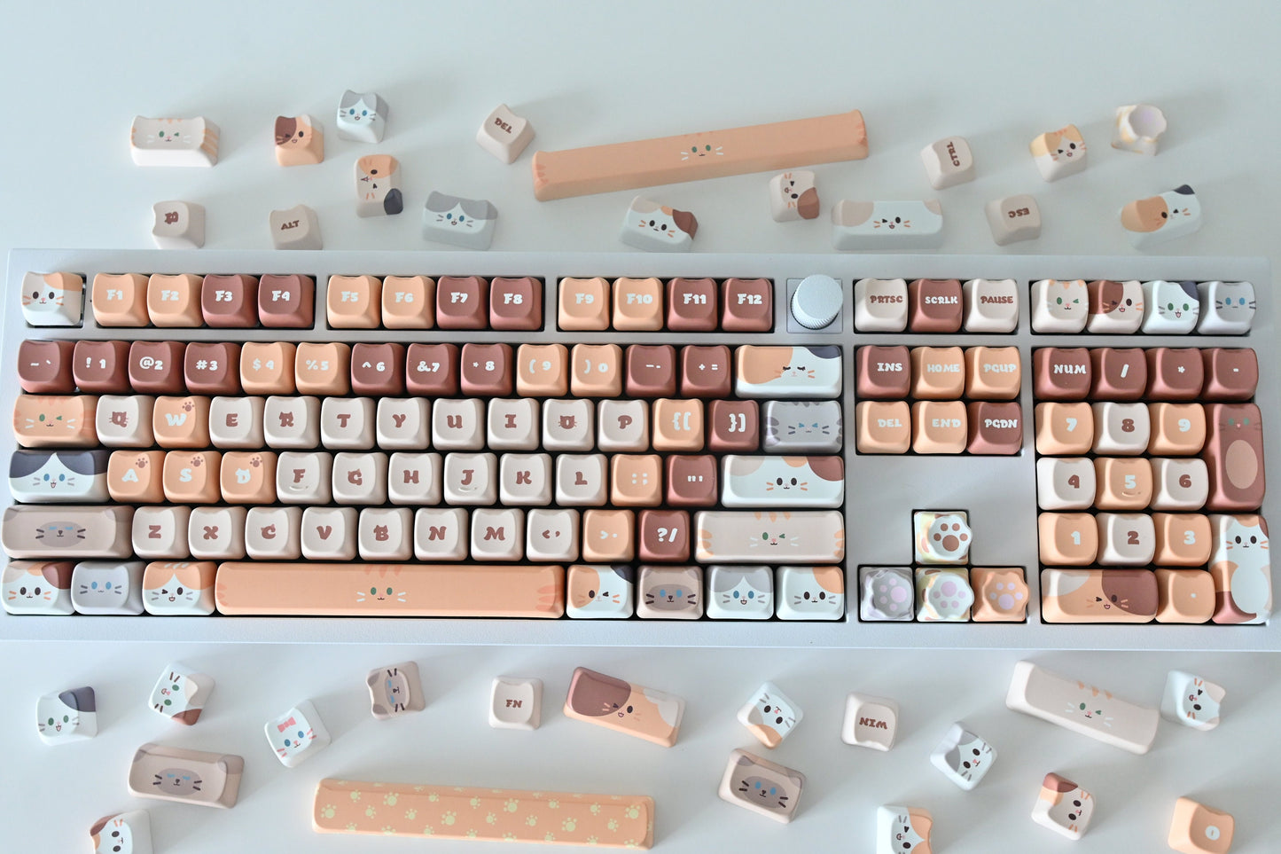 Cute Brown Cat Keycap Set