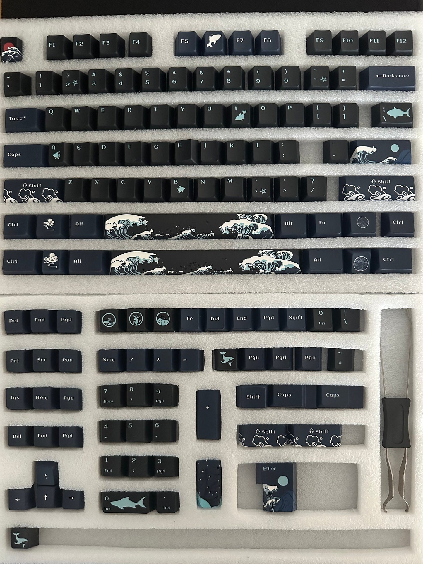 Stormy Ocean Waves Keycap Set