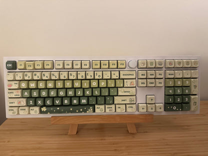 Lucky Clover Rabbit Keycap Set