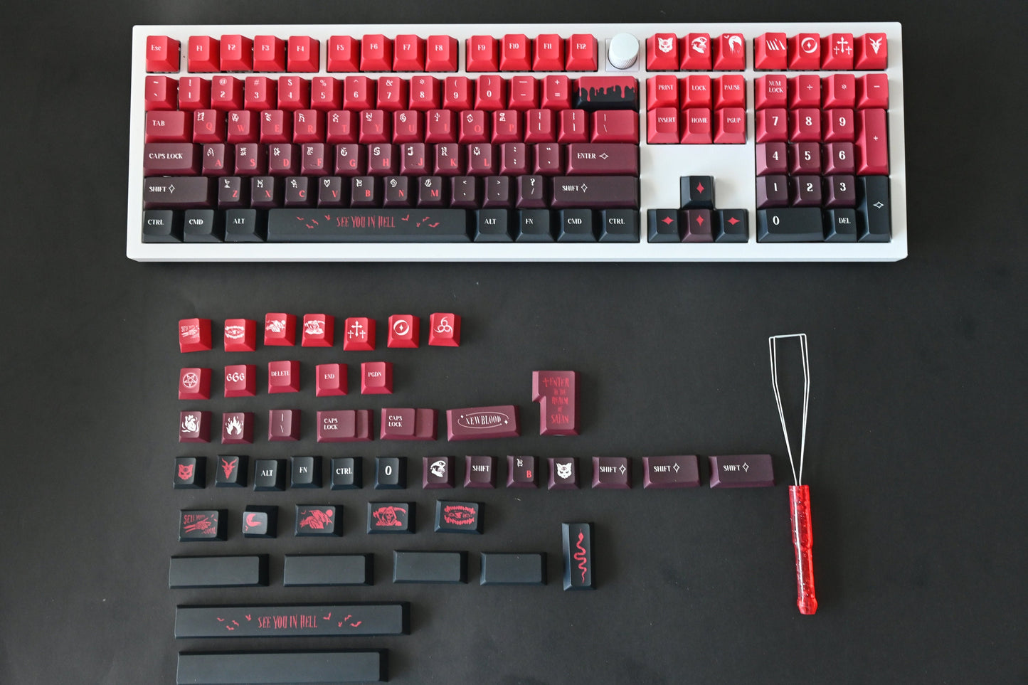 Red Gothic Halloween Keycap Set