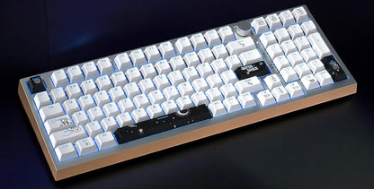 Backlit Black and White Astronaut keycap Set